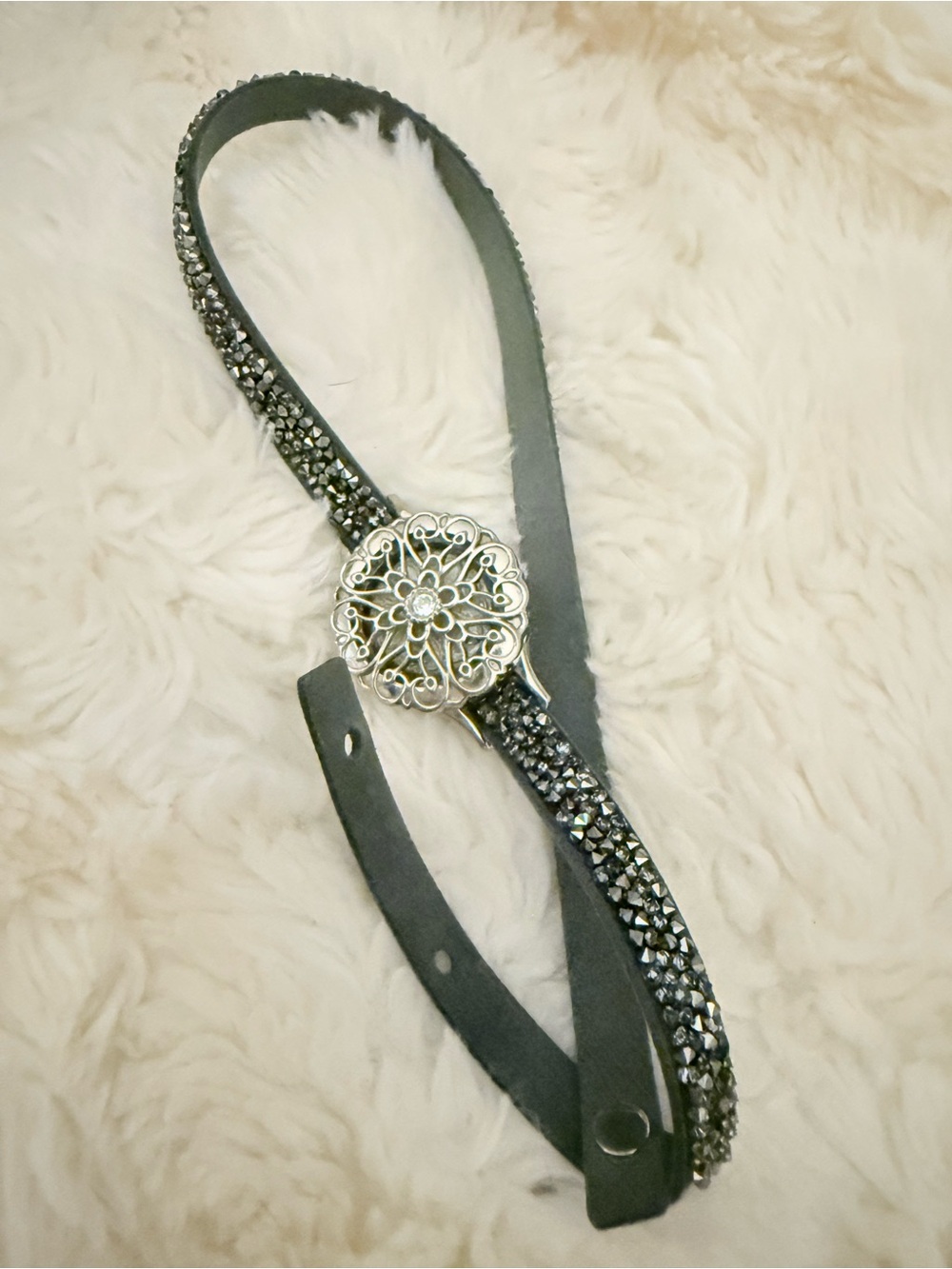 Origami Owl Grey and Silver Crystal Diffuser Bracelet - Picture 2 of 4